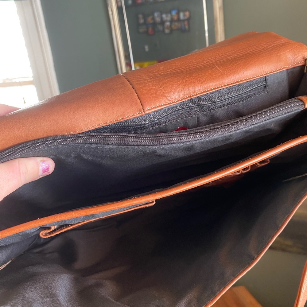 HOBO Brown Leather Shoulder Bag - Picture 9 of 14